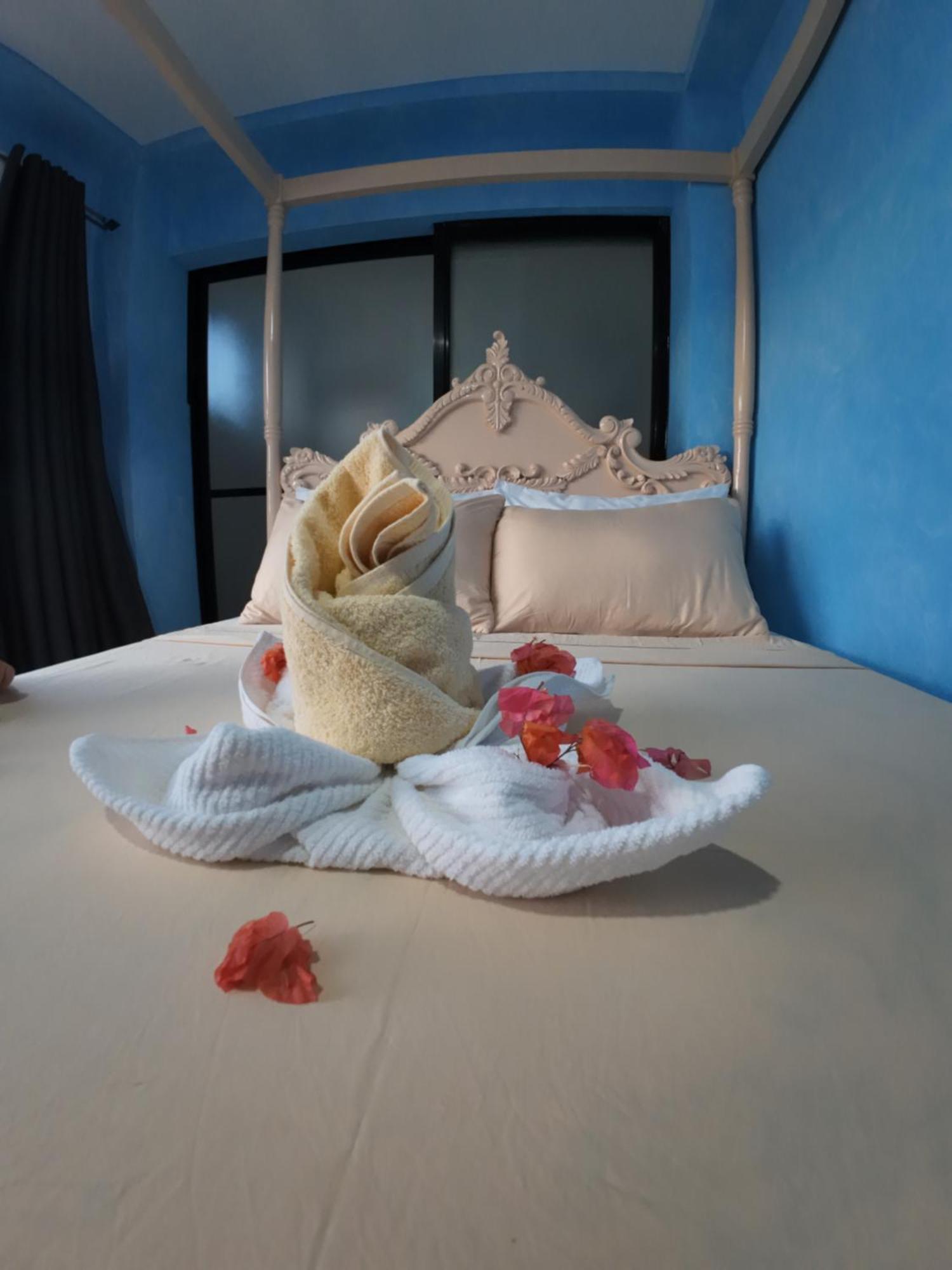 La Salangane Beach Hotel - Downtown 엘니도 외부 사진